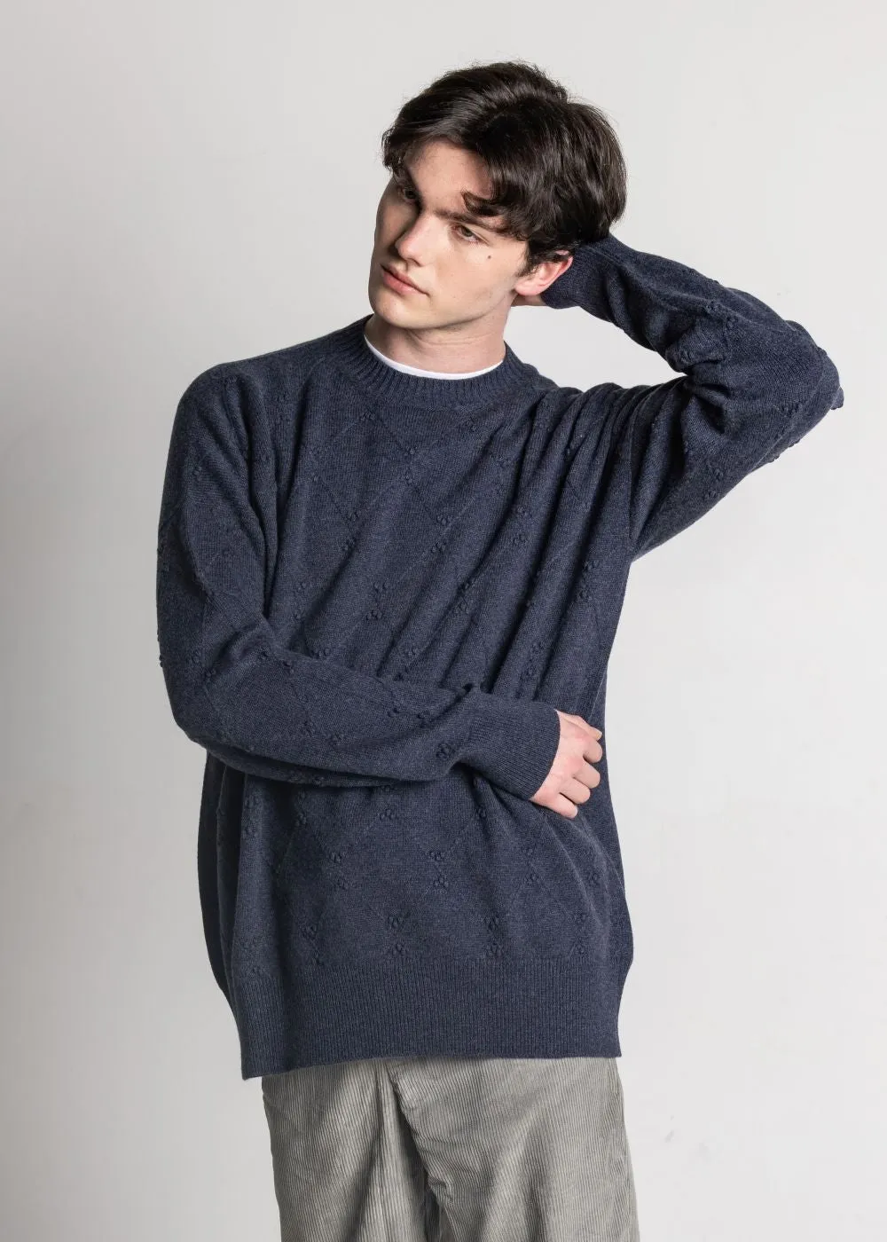 Isla Men's Scottish Made Cashmere Crew Neck Cross Pattern Sweater - Indigo