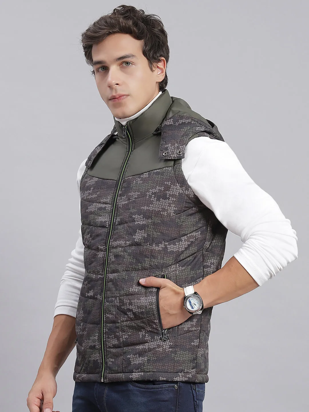 Men Grey Printed Hooded Sleeveless Jackets